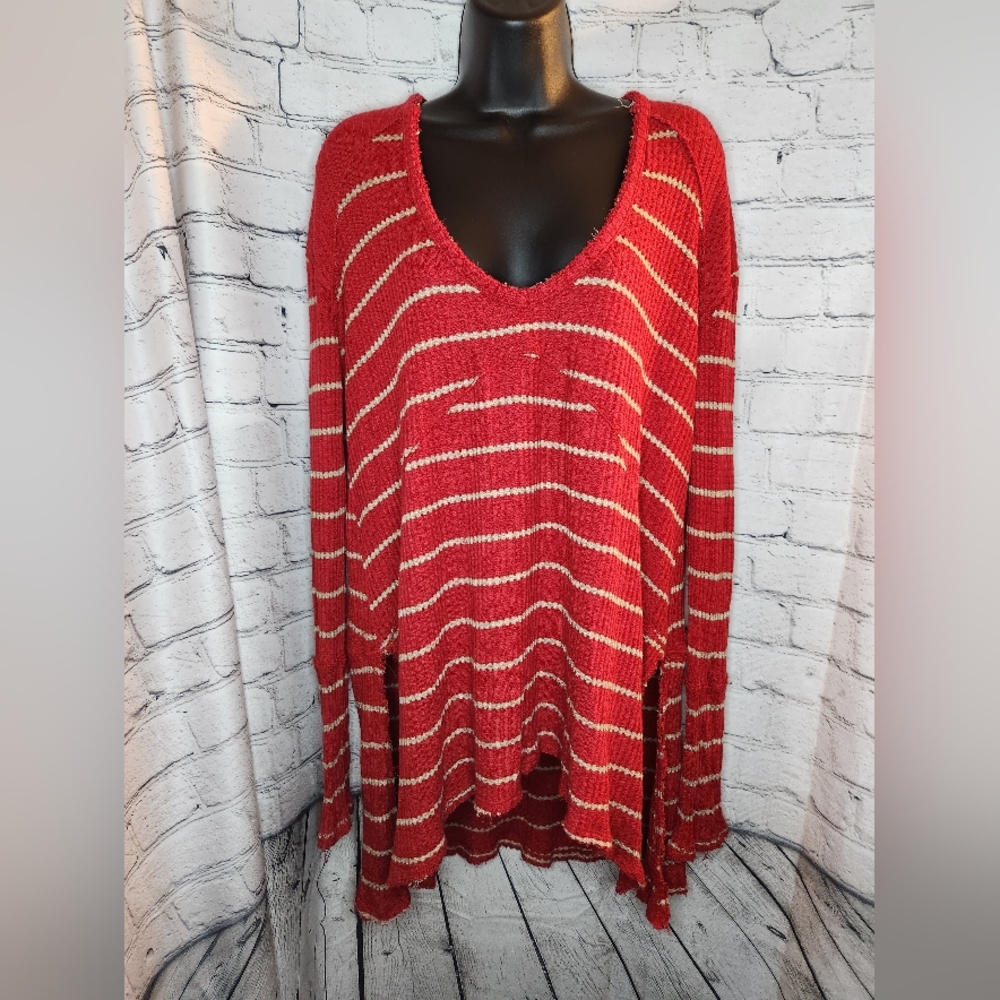 Free People Women's Oversized Long Sleeve Shirt Sweater‎ Size Medium